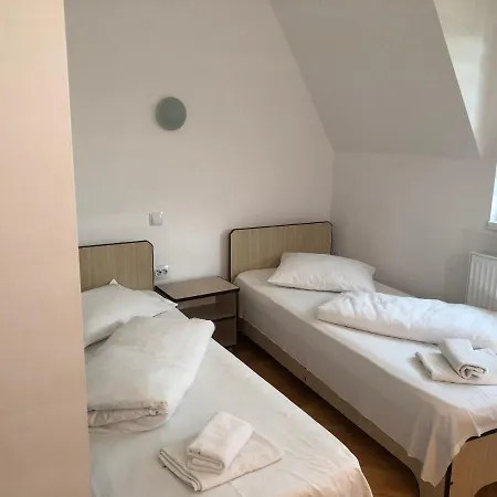 Poenita Szálloda 3*